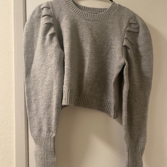 Gray Sweater - Picture 1 of 1